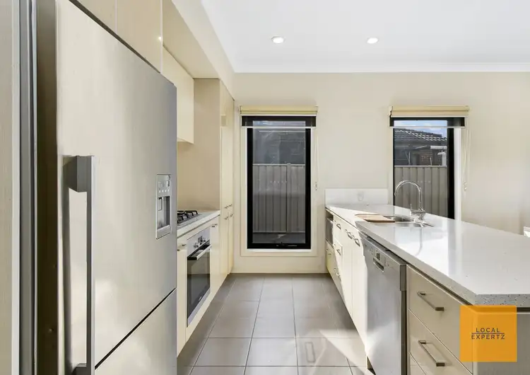 Fifth view of Homely house listing, 5 Etheridge Rise, Caroline Springs VIC 3023