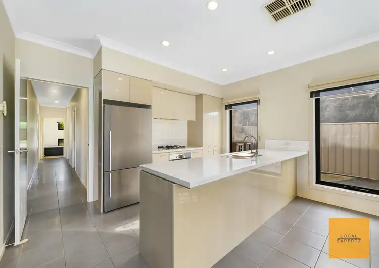 Sixth view of Homely house listing, 5 Etheridge Rise, Caroline Springs VIC 3023