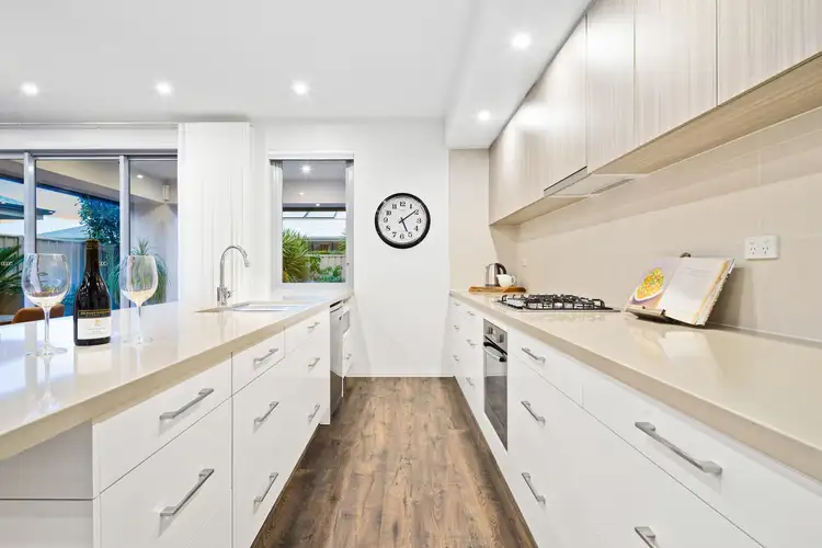 Second view of Homely house listing, 6 Cordage Court, Seaford Meadows SA 5169