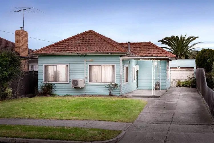 37 Warwick Road, Pascoe Vale VIC 3044