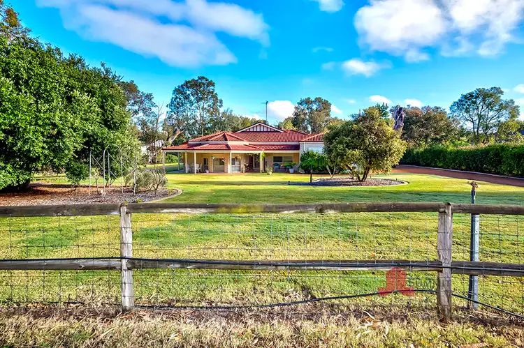 Third view of Homely house listing, 6 Oceanic Close, Leschenault WA 6233