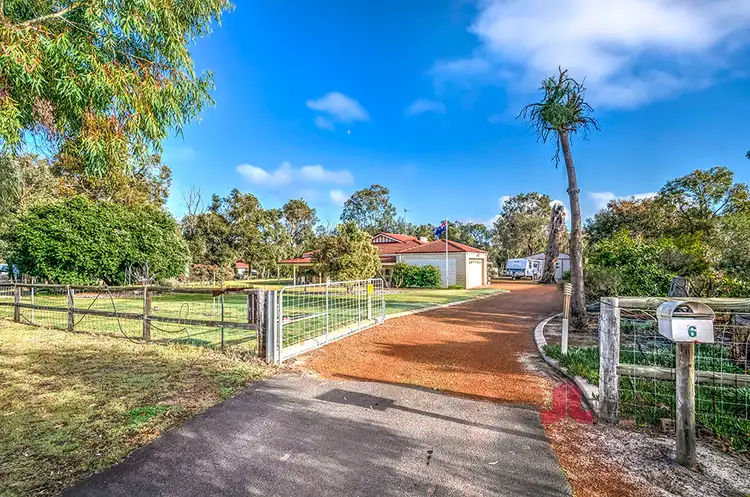 Fourth view of Homely house listing, 6 Oceanic Close, Leschenault WA 6233