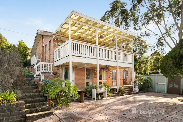 9 Koonawarra Way, Diamond Creek VIC 3089