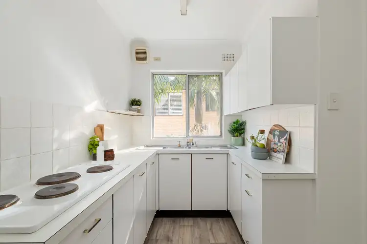 Fifth view of Homely apartment listing, 4/26 Richmond Avenue, Dee Why NSW 2099