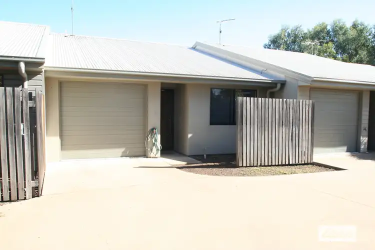 8/16 Riverview Street, Emerald QLD 4720