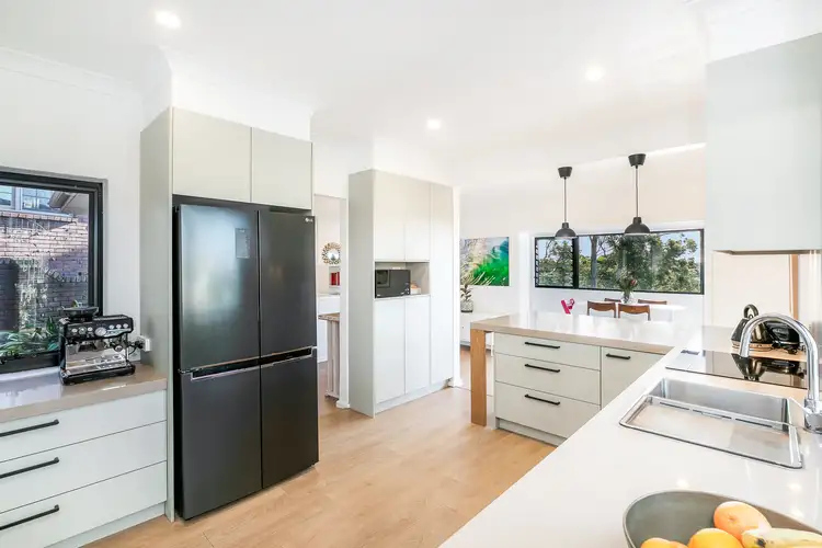 37 Rocklea Crescent