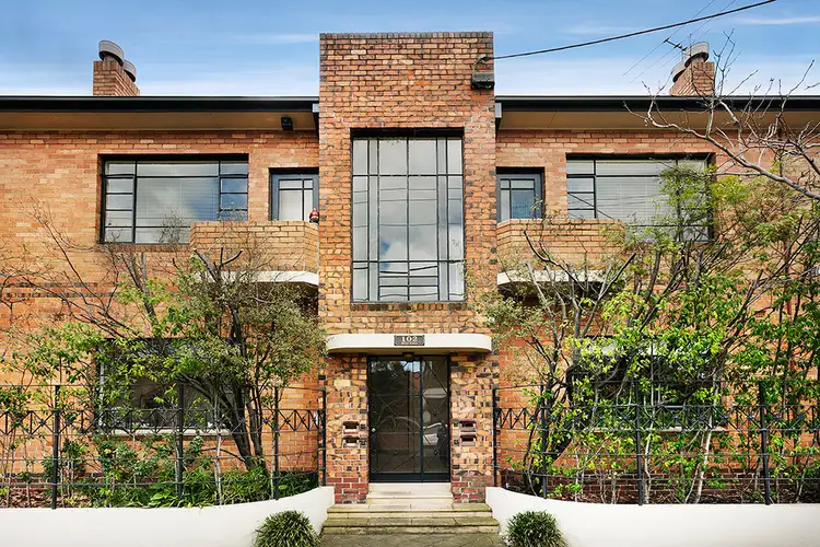 2/102 Milton Street, Elwood VIC 3184
