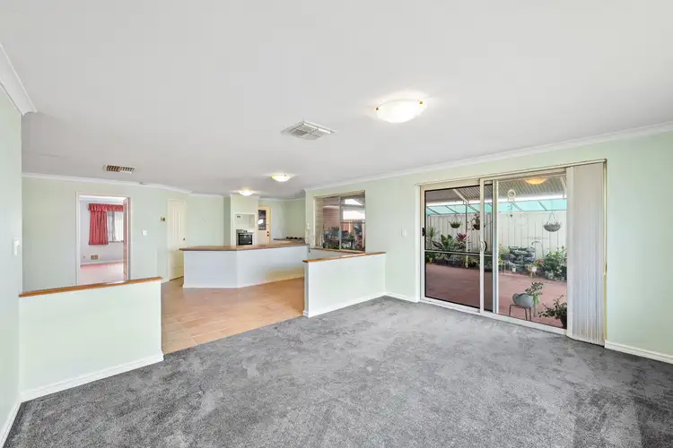 Sixth view of Homely house listing, 8 Pinewood Walk, Canning Vale WA 6155