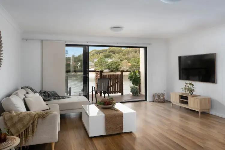 5/8-10 Sunbird Street, Burleigh Waters QLD 4220