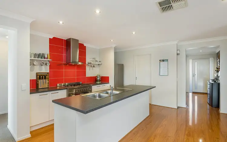 Second view of Homely house listing, 11 Curlew Court, Kangaroo Flat VIC 3555