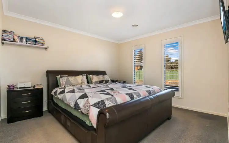 Sixth view of Homely house listing, 11 Curlew Court, Kangaroo Flat VIC 3555