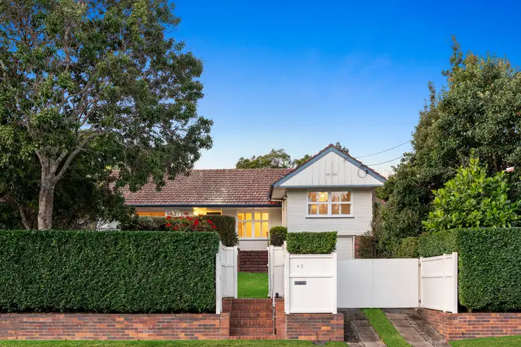 62 Newbolt Street, Holland Park QLD 4121