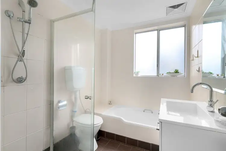 Sixth view of Homely apartment listing, 2/6 Oriental Street, Bexley NSW 2207