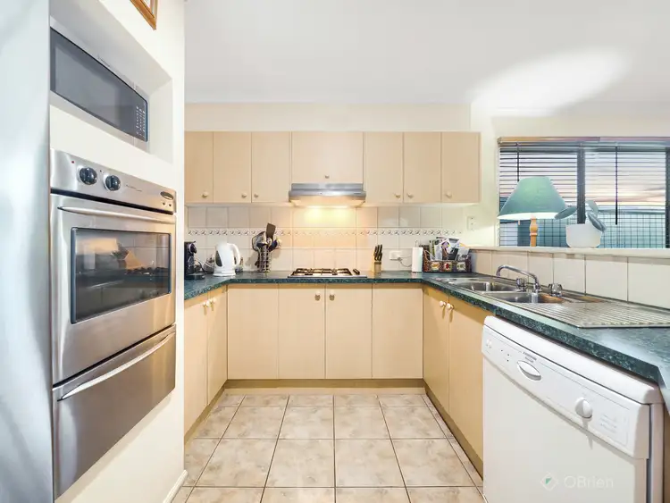 Sixth view of Homely house listing, 20 Mariner Close, Cranbourne North VIC 3977