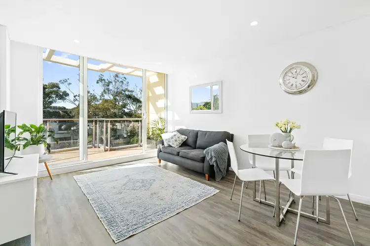 Second view of Homely apartment listing, 25/4-16 Kingsway, Dee Why NSW 2099