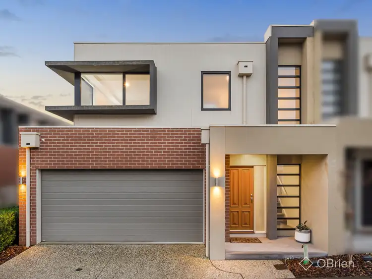 8 Bateman Court, Carrum Downs VIC 3201