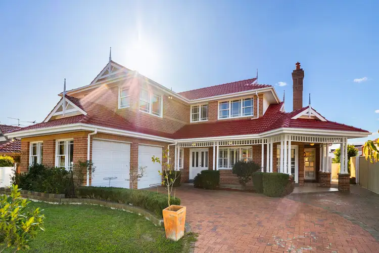 30 Hampton Crescent, Prospect NSW 2148