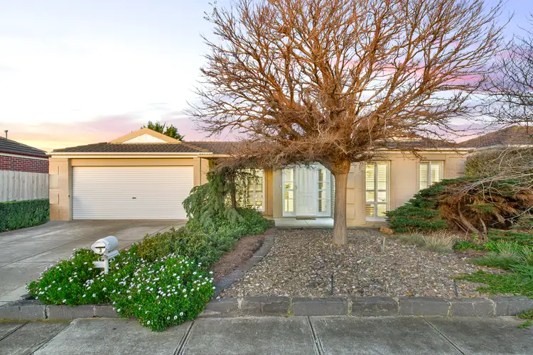 3 Champagne Way, Hillside VIC 3037
