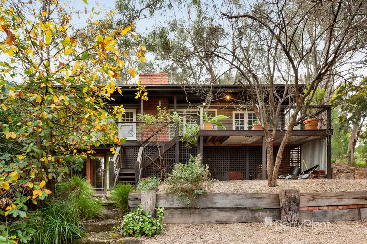 105 Arthurs Creek Road, Hurstbridge VIC 3099