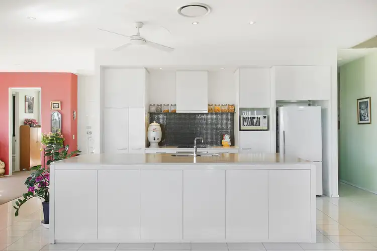 10/305 Easthill Drive, Robina QLD 4226