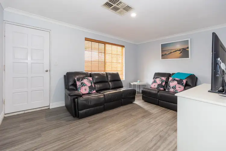 Sixth view of Homely house listing, 2 Simmental Vale, Stratton WA 6056