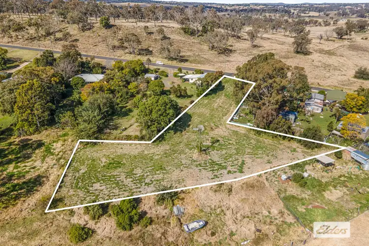 42 Main Street, Meringandan QLD 4352