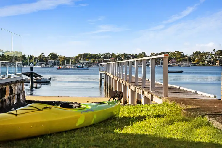 18 Beach Street, Blakehurst NSW 2221