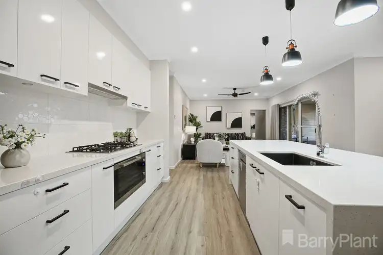 Sixth view of Homely house listing, 10 Harrods Close, Drouin VIC 3818