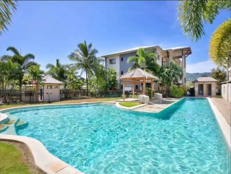 202/2-8 Centenary Close, Manoora QLD 4870