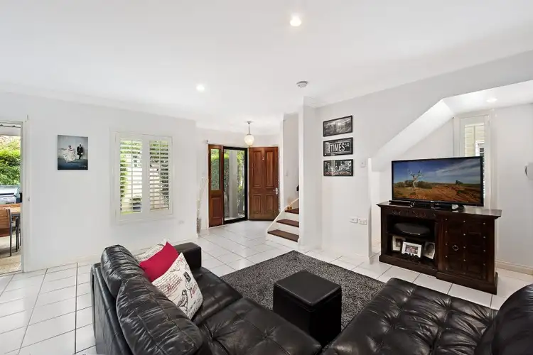 Main view of Homely townhouse listing, 2/82 Jackson Street, Hamilton QLD 4007