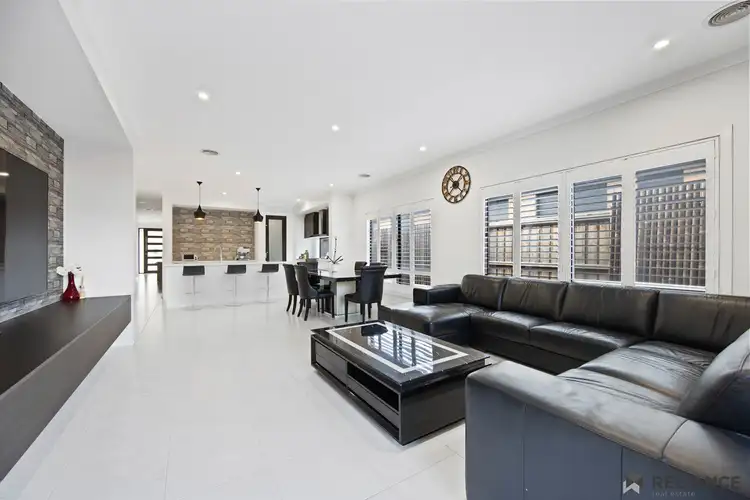 Seventh view of Homely house listing, 10 Tangerine Road, Manor Lakes VIC 3024