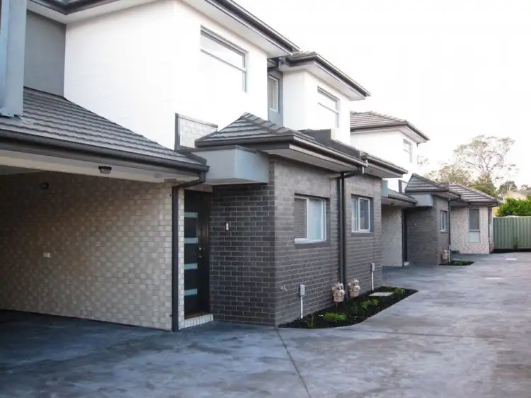 Main view of Homely townhouse listing, 3/8 O'Connell Street, Kingsbury VIC 3083