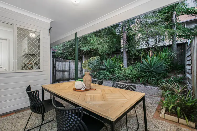 2/23 London Road, Clayfield QLD 4011