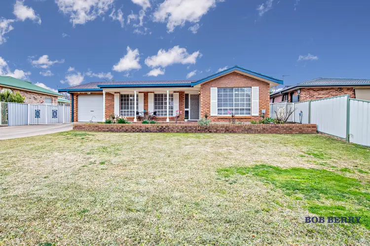 81 Margaret Crescent, Dubbo NSW 2830