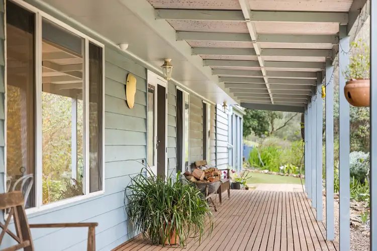 8 Sittella Crescent, Coromandel Valley SA 5051