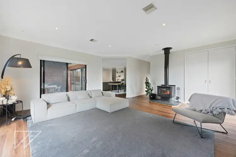 Sixth view of Homely house listing, 9 Deakin Court, Warragul VIC 3820