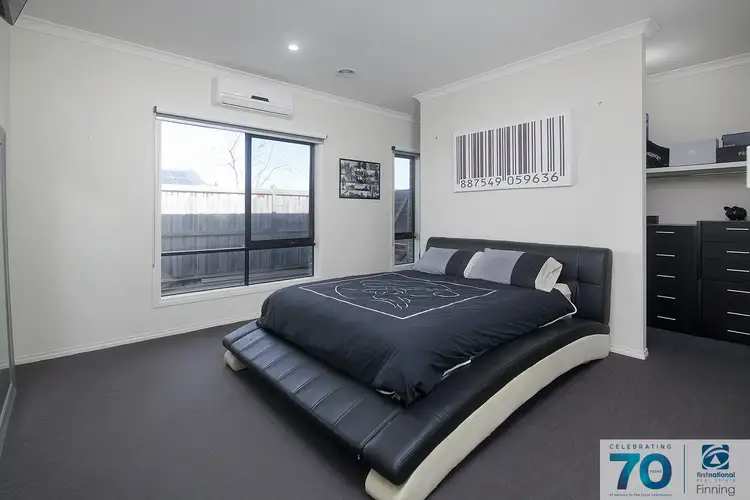 Fourth view of Homely house listing, 15 Lindwall Drive, Cranbourne West VIC 3977