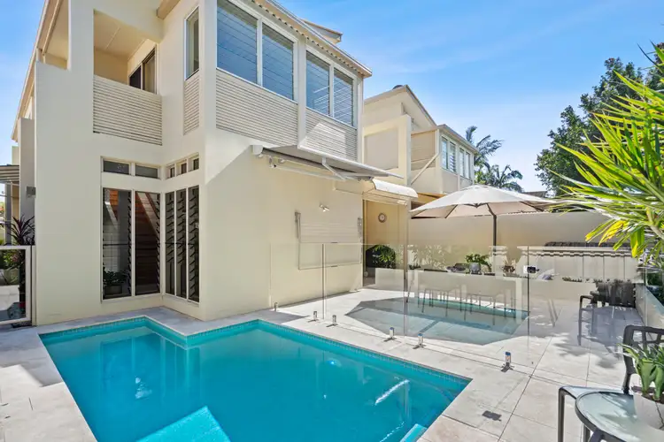 2/65 Bluefin Court, Noosaville QLD 4566