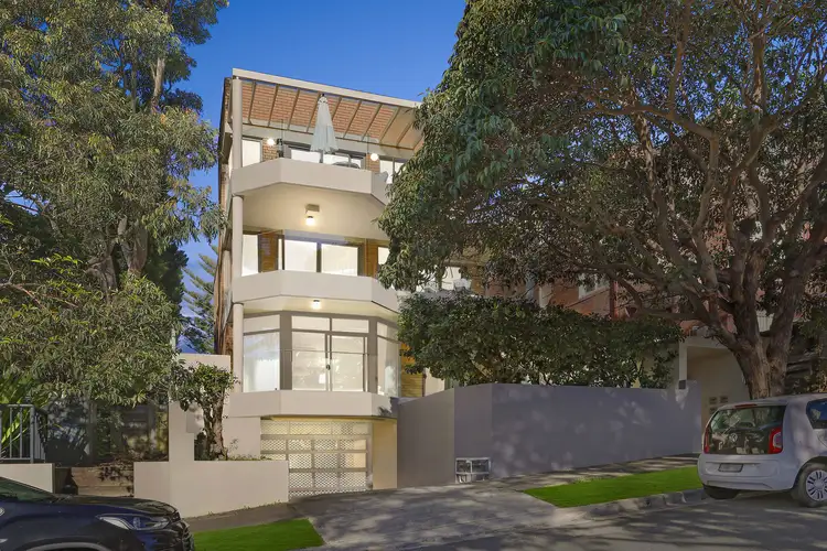 1/115 Wellington Street