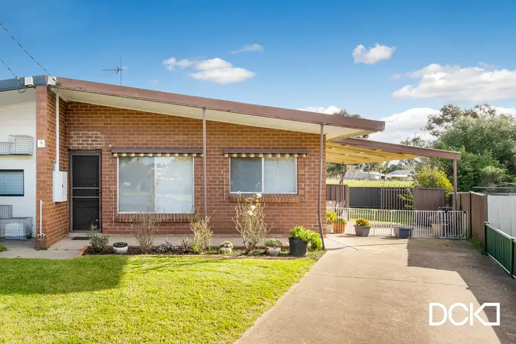 Main view of Homely unit listing, 2/9 Sutton Court, East Bendigo VIC 3550