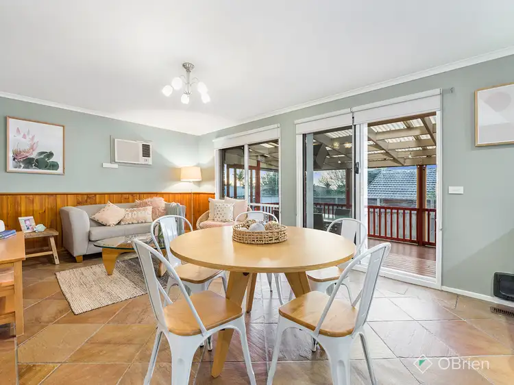 Fifth view of Homely house listing, 2 Griffith Place, Carrum Downs VIC 3201