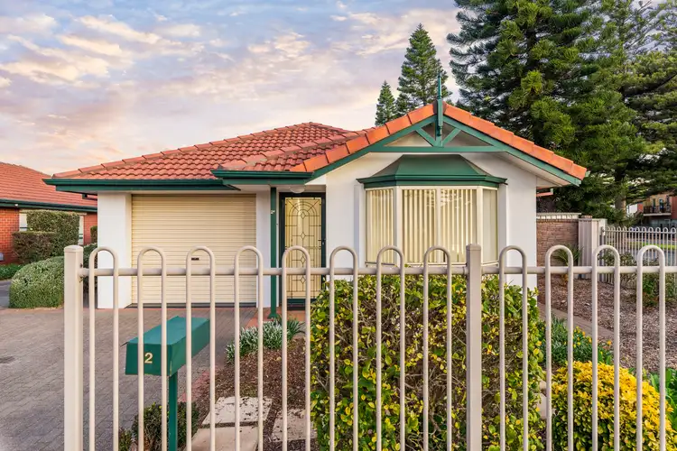 2B Gosse Avenue, Glenelg North SA 5045