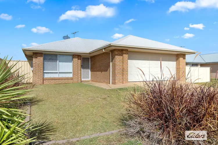 7 Scenic Drive, Emerald QLD 4720