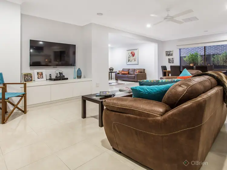 Fourth view of Homely house listing, 7 Willard Court, Berwick VIC 3806