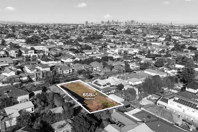 Main view of Homely house listing, 105 Bradshaw Street, Essendon VIC 3040