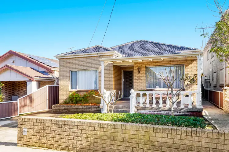 25 Pheasant Street, Canterbury NSW 2193