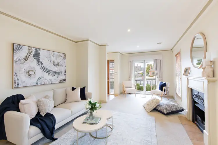 2 Pleasant Street South, Newington VIC 3350