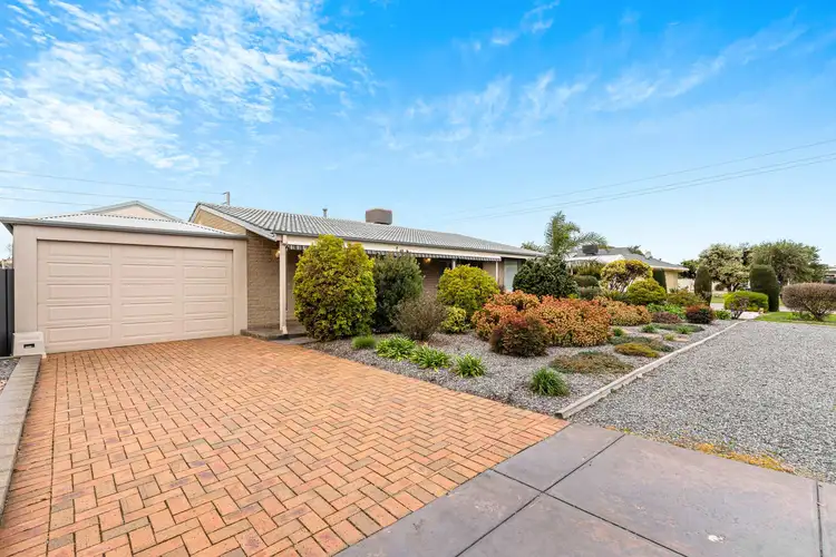 2 Burnett Crescent, Semaphore Park SA 5019