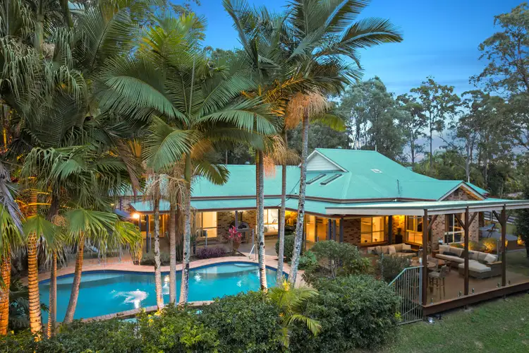 2-4 Isla Court, Bonogin QLD 4213