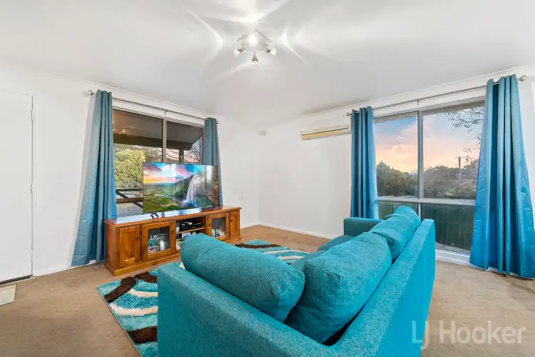 Sixth view of Homely house listing, 9 Jordan Place, Queanbeyan West NSW 2620